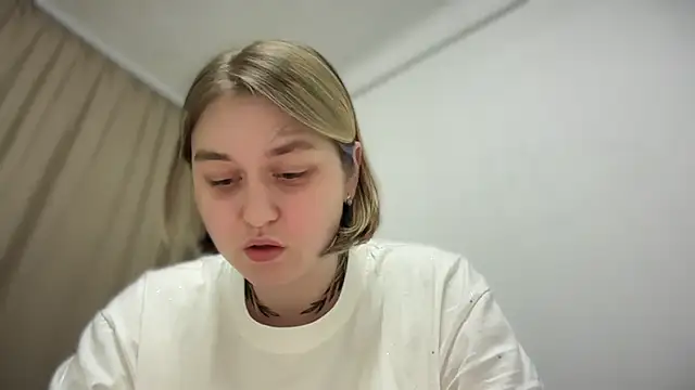 Isabel-Bailey online show from 10/08/25, 09:01