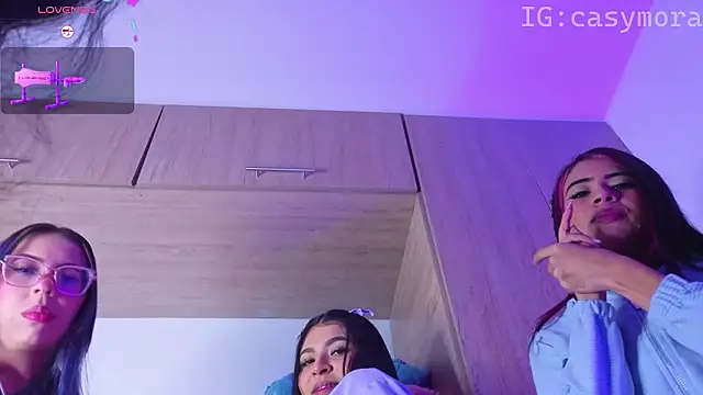 Cuteprincess21 online show from 03/19/26, 01:31