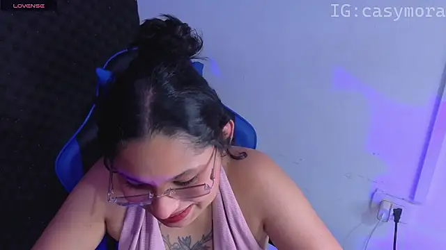 Cuteprincess21 online show from 03/20/26, 03:00