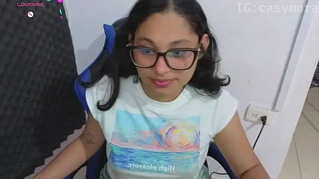 Cuteprincess21 online show from 04/12/26, 12:15