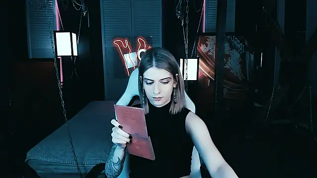 Noah ElmerX online show from 02/25/25, 05:04