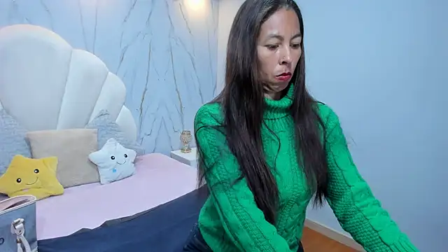 Snapshot of Rosalinda_Cortez chatting on 12/26/24, 03:53 Rosalinda Cortez online show from 12/26/24, 03:53