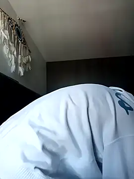 Snapshot of Rosalinda_Cortez chatting on 01/01/25, 04:50 Rosalinda Cortez online show from 01/01/25, 04:50