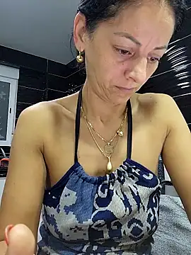 Snapshot of bruneta_sexy23 chatting on 10/11/25, 03:39 bruneta sexy23 online show from 10/11/25, 03:39