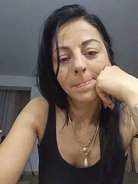 bruneta sexy23 online show from 06/18/26, 02:45