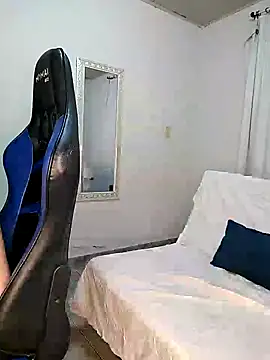 Snapshot of Rafaelayamazaki chatting on 01/13/25, 10:56 Rafaelayamazaki online show from 01/13/25, 10:56