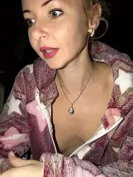 Kristina03 online show from 12/21/25, 09:33