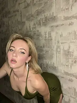 Kristina03 online show from 04/04/26, 08:17