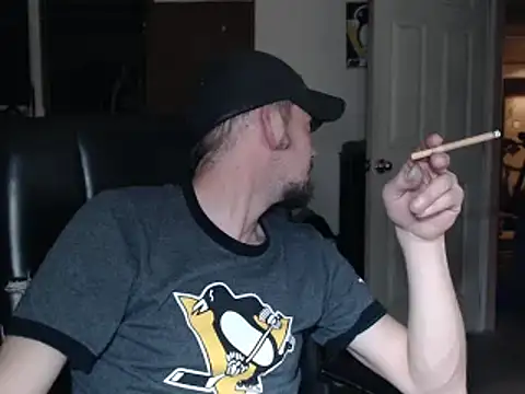 pensguy30 online show from 12/10/24, 11:40