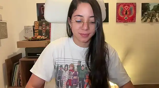 Snapshot of adriana__sosa_ chatting on 01/27/25, 11:22 adriana sosa online show from 01/27/25, 11:22