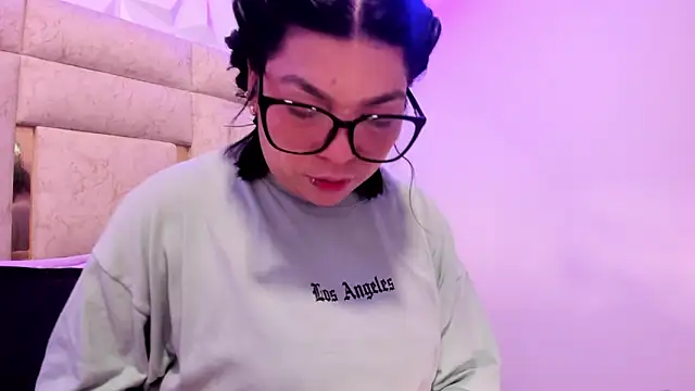 PauletteJ online show from 03/06/26, 11:50