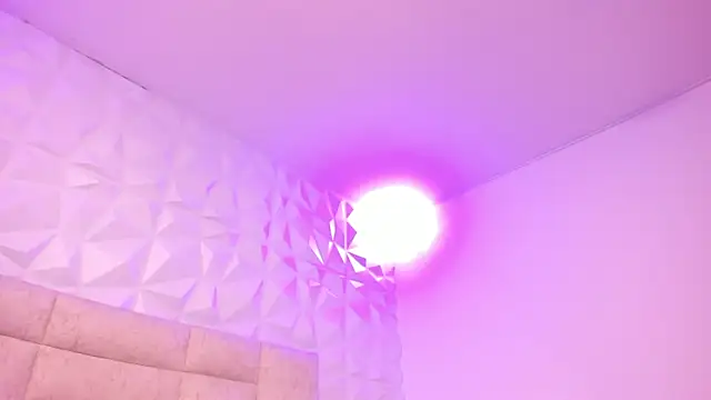 PauletteJ online show from 04/21/26, 11:49