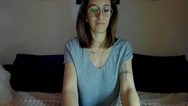 DesireMore90 online show from 02/17/26, 10:05