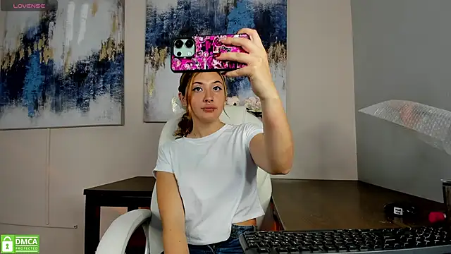 Snapshot of chubby_vanniie_ chatting on 01/14/25, 07:21 chubby vanniie online show from 01/14/25, 07:21