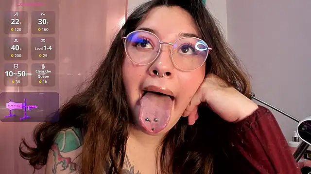 chubby vanniie  online show from 04/02/26, 08:17