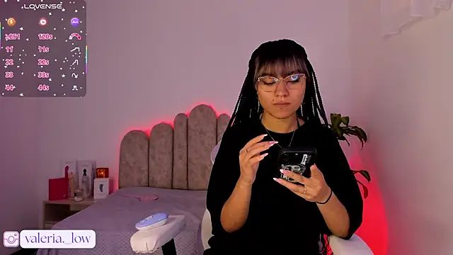 Snapshot of nahia_low chatting on 10/03/25, 12:18 nahia low online show from 10/03/25, 12:18