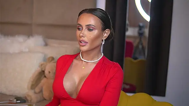 AnaisBellas online show from 12/19/24, 06:45