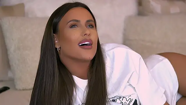 AnaisBellas online show from 02/12/25, 01:09