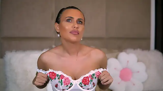 AnaisBellas online show from 02/25/25, 04:35