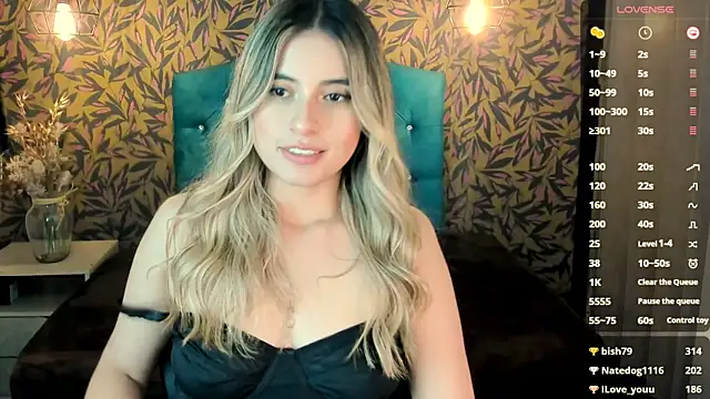 KiaraCarter online show from 02/03/25, 10:54