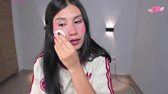 emily villamil online show from 03/20/25, 09:13