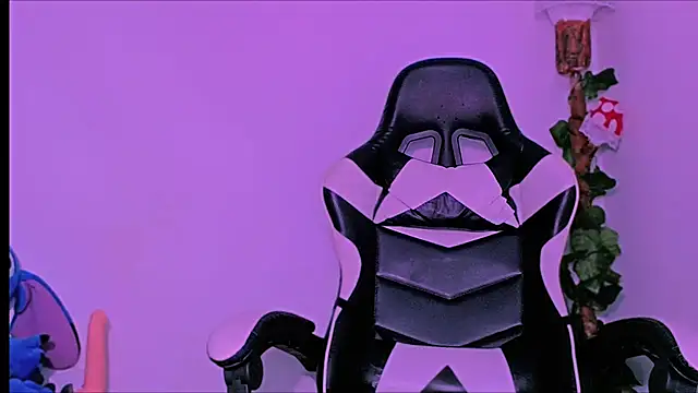 KathieBurning online show from 12/02/24, 02:08