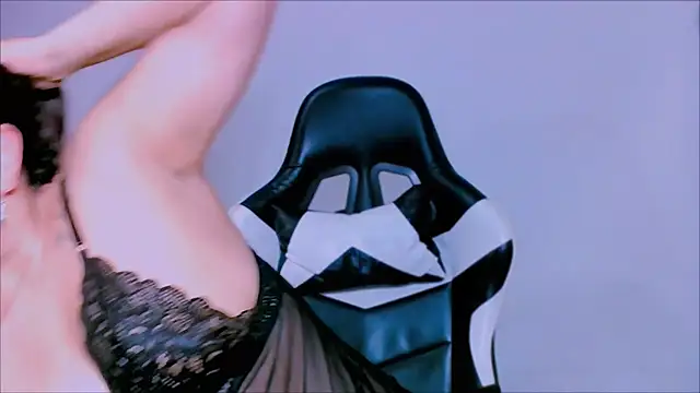 KathieBurning online show from 01/22/25, 02:56