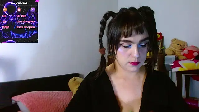 Snapshot of collette_beaufoy_ chatting on 06/26/26, 08:08 collette beaufoy online show from 06/26/26, 08:08
