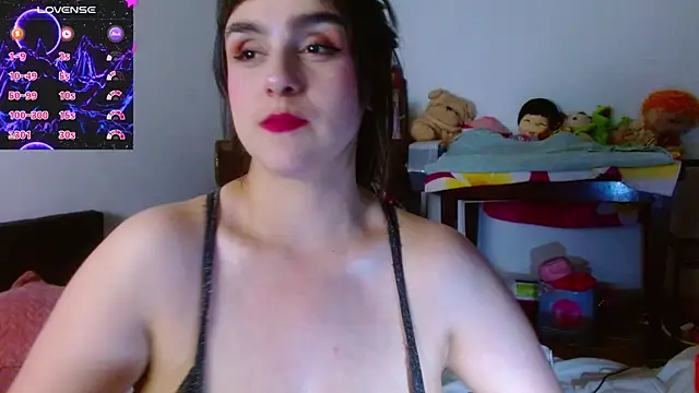 Snapshot of collette_beaufoy_ chatting on 06/29/26, 11:49 collette beaufoy online show from 06/29/26, 11:49