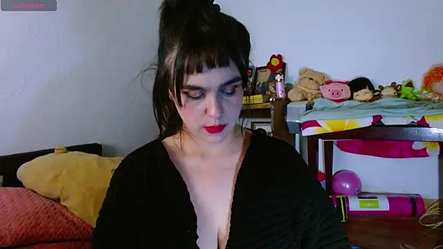 Snapshot of collette_beaufoy_ chatting on 07/10/26, 12:30 collette beaufoy online show from 07/10/26, 12:30