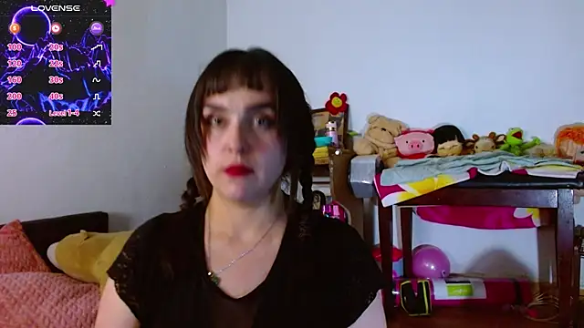 Snapshot of collette_beaufoy_ chatting on 07/12/26, 10:45 collette beaufoy online show from 07/12/26, 10:45