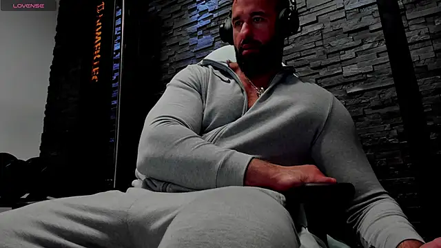 Snapshot of David_Big_Daddy chatting on 04/20/26, 07:26 David Big Daddy online show from 04/20/26, 07:26