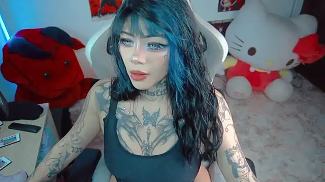 Deadly Doll online show from 06/17/26, 10:10