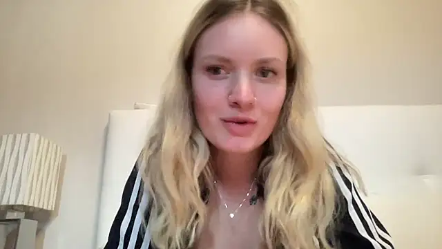 mariemelissah online show from 02/16/25, 02:43