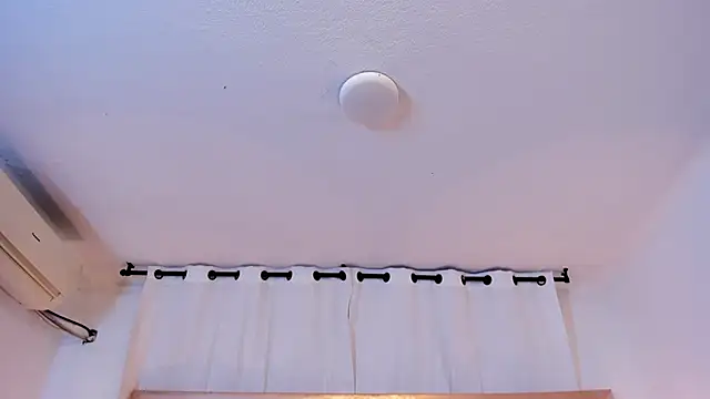 brittany069 online show from 10/13/25, 08:42