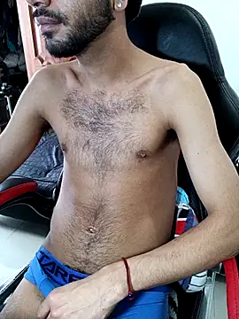 Snapshot of Aron_Baylor chatting on 10/11/25, 08:51 Aron Baylor online show from 10/11/25, 08:51