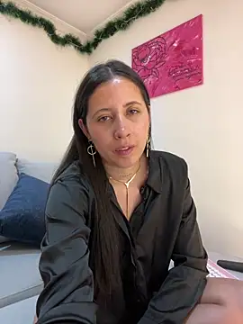 marthina thompsson online show from 12/02/24, 02:20