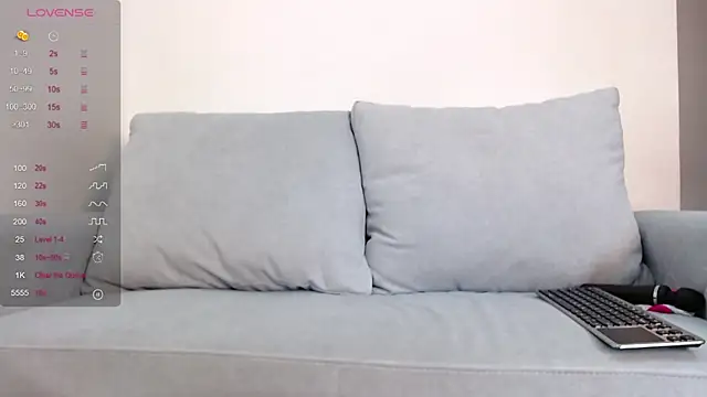 marthina thompsson online show from 09/16/25, 12:06