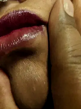 flamingoss online show from 10/17/25, 08:11