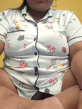 flamingoss online show from 11/04/25, 07:35