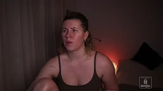 moonamii online show from 02/11/26, 07:08