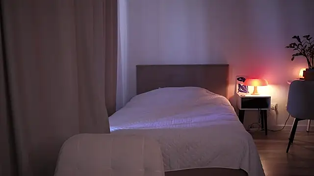 moonamii online show from 06/30/26, 02:07