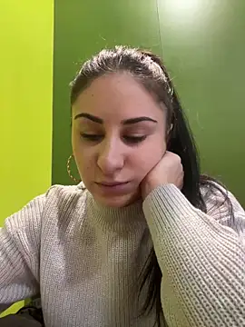 JenniferEdith online show from 12/19/24, 08:34