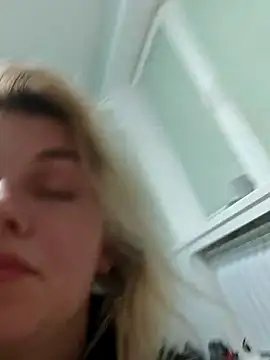 Snapshot of Linda_Gregory chatting on 12/06/24, 05:31 Linda Gregory online show from 12/06/24, 05:31