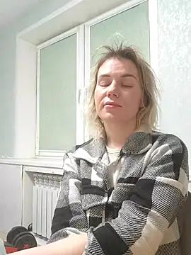 Snapshot of Linda_Gregory chatting on 02/24/25, 12:41 Linda Gregory online show from 02/24/25, 12:41