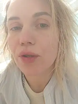 Snapshot of Linda_Gregory chatting on 02/25/25, 05:08 Linda Gregory online show from 02/25/25, 05:08