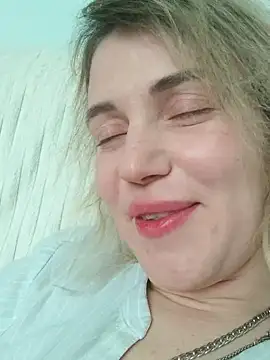 Snapshot of Linda_Gregory chatting on 03/12/25, 07:02 Linda Gregory online show from 03/12/25, 07:02