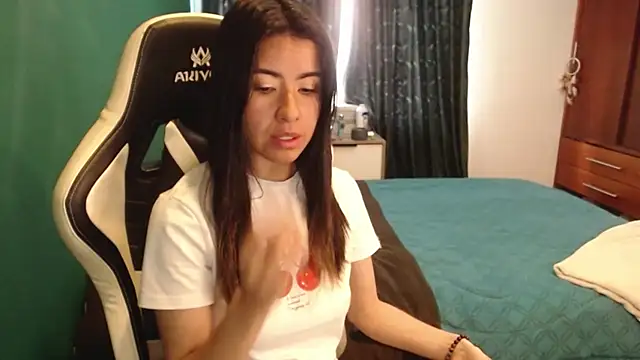 alice middlee online show from 02/25/26, 02:59