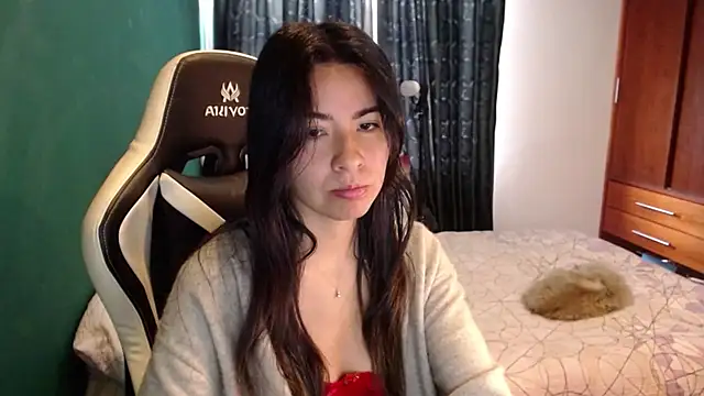 alice middlee online show from 07/22/26, 03:04