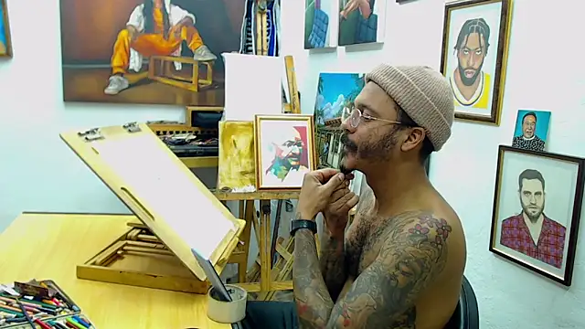 Snapshot of color_beat17 chatting on 12/16/24, 01:32 color beat17 online show from 12/16/24, 01:32